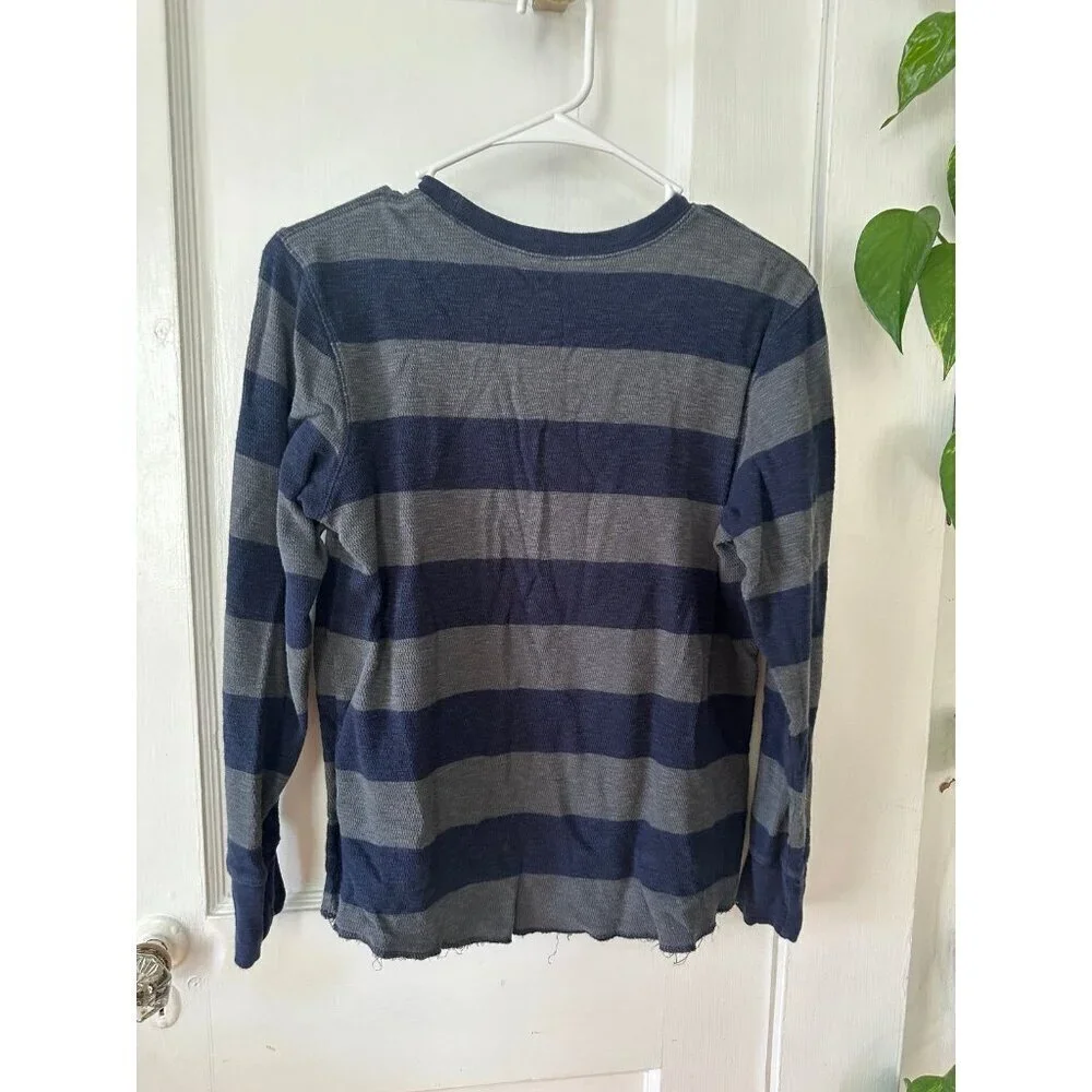 Gap kids youth size 2X – large striped shirt